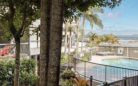 Tranquil Noosa At Its Best Beach, Bush, Good Food.